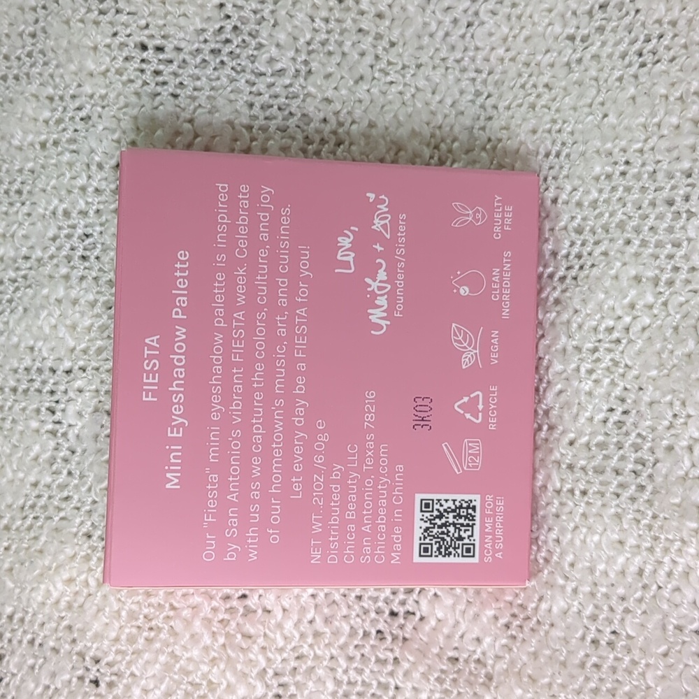 Chica Beauty FIESTA Mini-9 Eyeshadow Palette, 6.0g/0.21oz - Picture 6 of 14